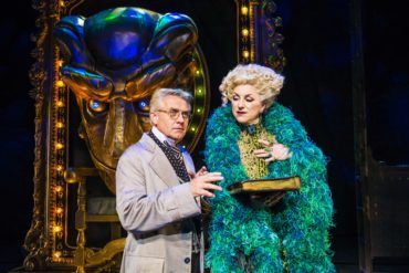 Steven Pinder plays Oz in Wicked at The Liverpool Empire